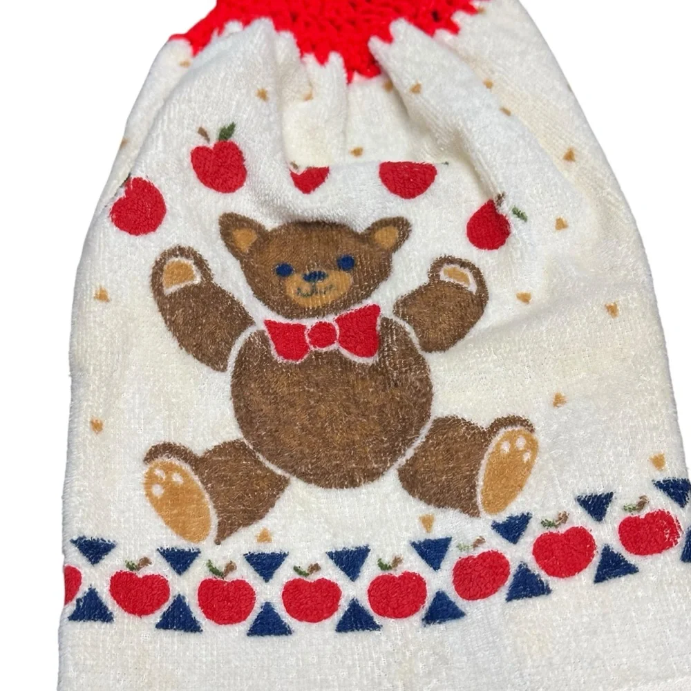 Vintage‎ Handmade Crochet Kitchen Towel Teddy Bear Apples Red White 90’s vibe
